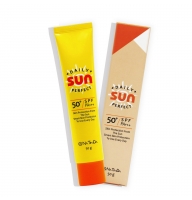 Солнцезащитный крем с аденозином NATINDA Daily Perfect Sun Cream